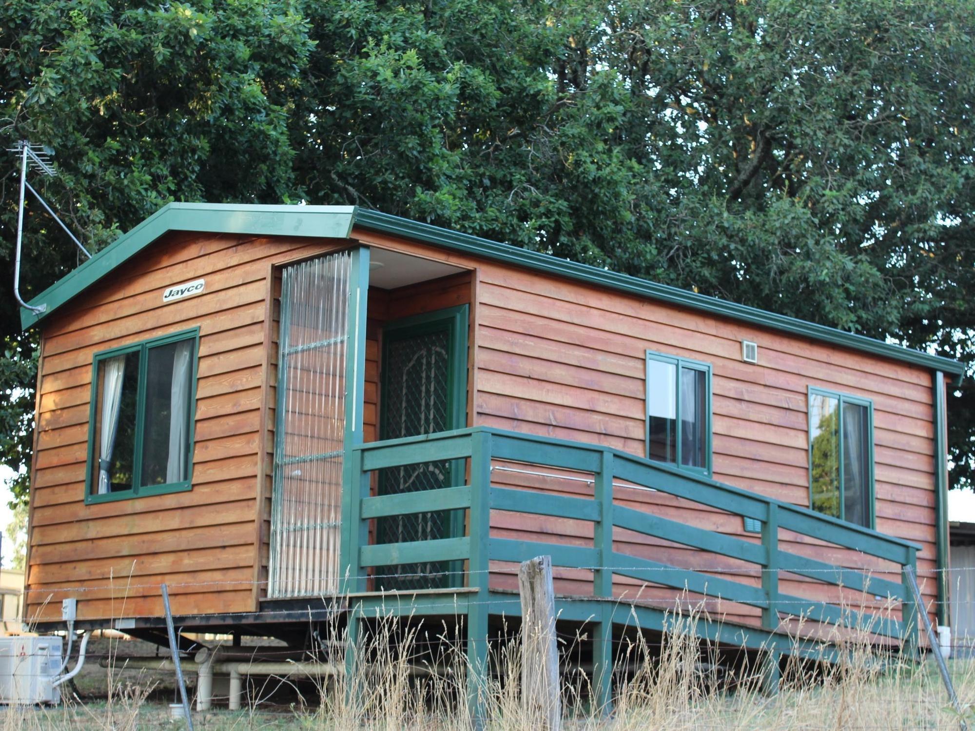 Lakes And Craters Holiday Park Camperdown Exterior photo